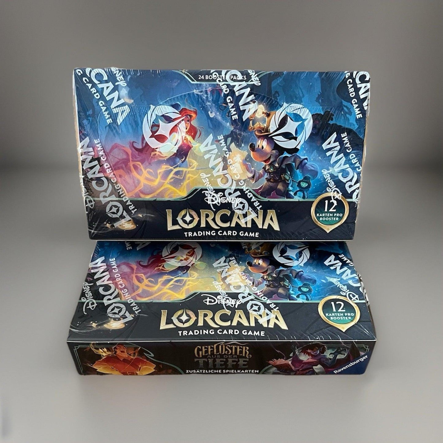 Disney Lorcana Geflüster aus der Tiefe Booster Display - Deutsch.